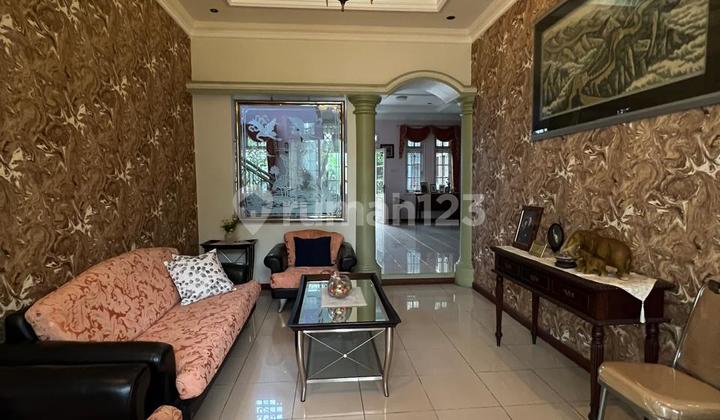 For sale: House in the tourist city of Cibubur, in good condition, ready to occupy. 2