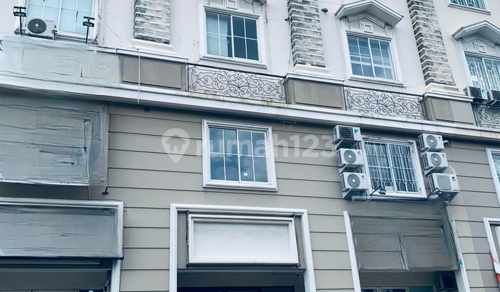 4-Story Shop House for Rent in Green Lake City, Highly Strategic Road-Facing Location 1