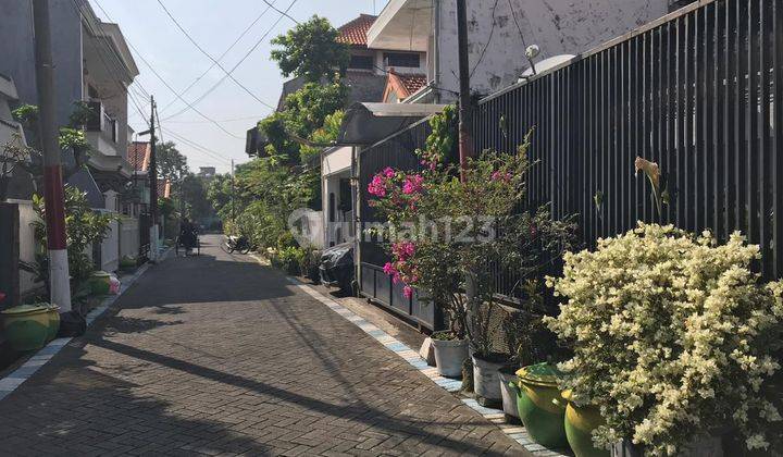 Rumah 2 Lantai Semi Furnished Di Sawahan Surabaya  1