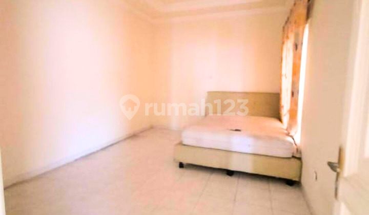 Rumah Semi Furnished Di Tenggilis Mejoyo Surabaya 2