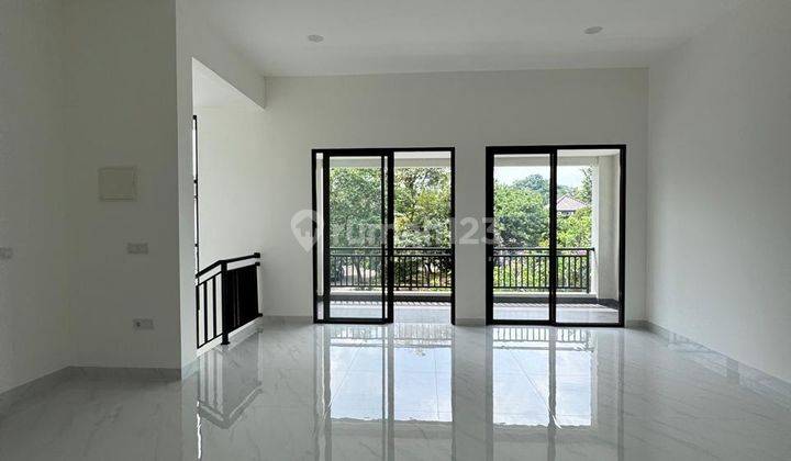 Rumah 2 Lantai Baru Dengan Private Pool di Kencana Loka Bsd 1