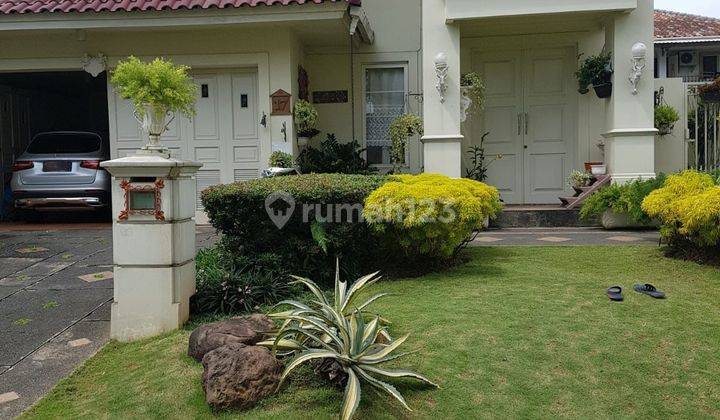 Rumah 2 Lantai Semi Furnished Taman Beverly Golf Lippo Karawaci  1