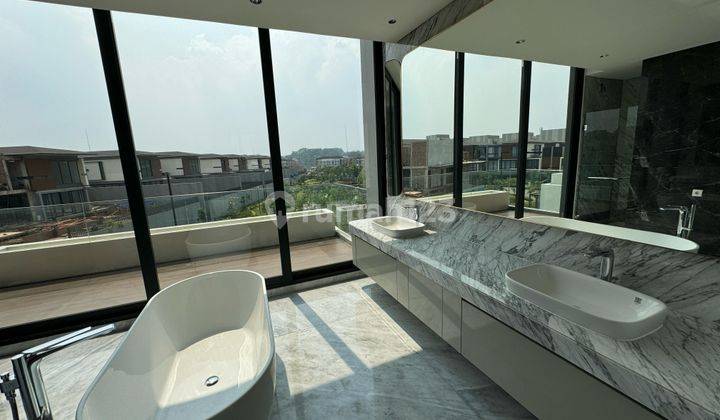 Rumah Super Keren Furnished Dan Ada Lift Lyndon Nava Park 2