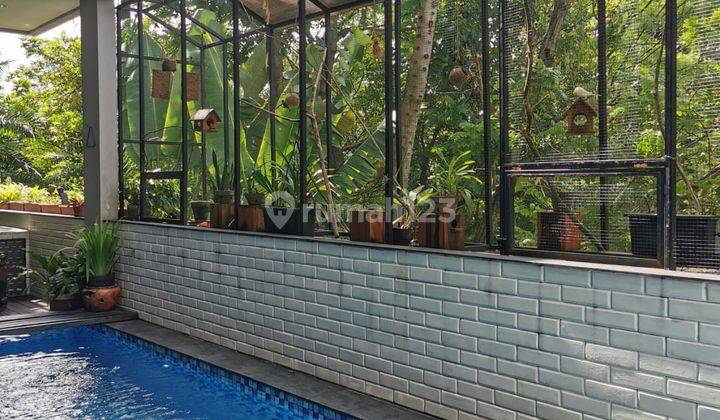 Dijual Cepat Rumah Super Mewah Ada Kolam Renang Emerald Cove  2