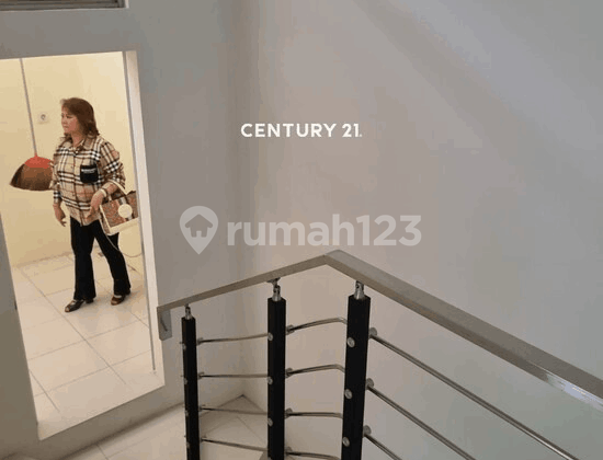 Rumah Bagus 2 Lantai Siap Huni Di GreenLand Gresik Surabaya JATIM 2