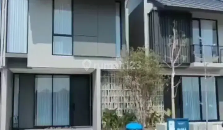 Rumah modern lokasi bypast juanda di Central park Juanda Surabaya 2 Lantai HGB Baru Utara Rumah 4