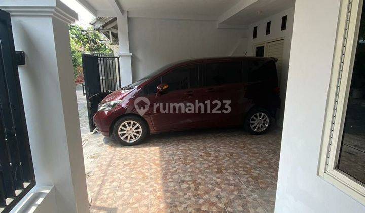 RUMAH DI RUNGKUT BARATA SIAP HUNI DEKAT KAMPUS UINSA UPN SURABAYA KAWASAN INDUSTRI RUNGKUT DAN BERBEK PINTU TOL TAMBAK SUMUR TRANSMART RUNGKUT RS UBAYA PREMIER SURABAYA 2