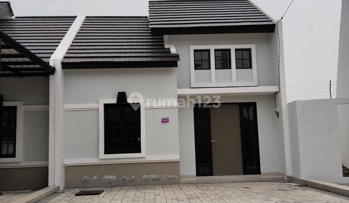 Grand Deltasari Dekat Kampus Petra Uinsa  1