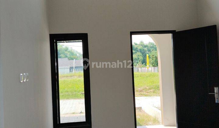Wringinanom Dekat Area Industri Pintu Tol Legundi 2