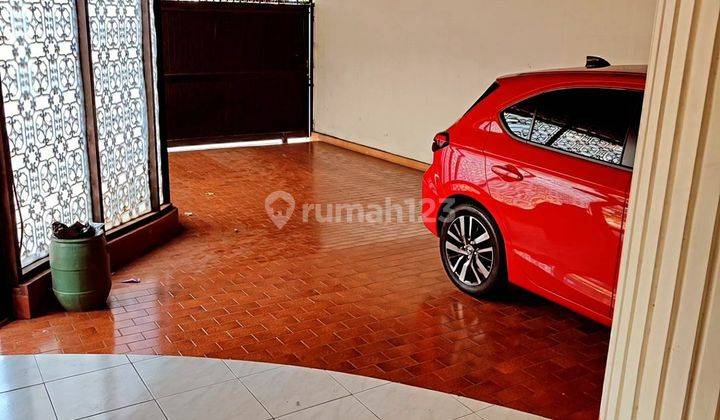 SIAP HUNI 6 KAMAR RUMAH CLASSIC TOMANG SUPER STRATEGIS  2