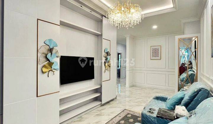 RUMAH BARU, 3 KAMAR CLASSIC MODERN FURNISH PONDOK INDAH, 1