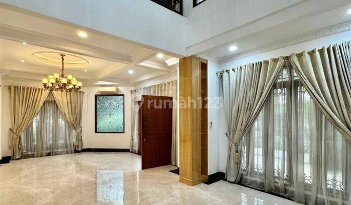 Brand New Renovated Depan Taman Row Jalan Lebar Semi Furnished 2