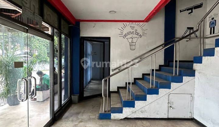 Jarang Ada Lokasi Strategis : Gedung KANTOR 3 lANTAI