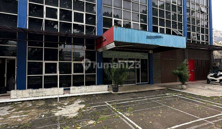 Jarang Ada Lokasi Strategis : Gedung KANTOR 3 lANTAI