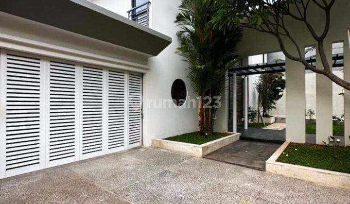 Ampera Kemang Modern Tropical House Newly Renovated