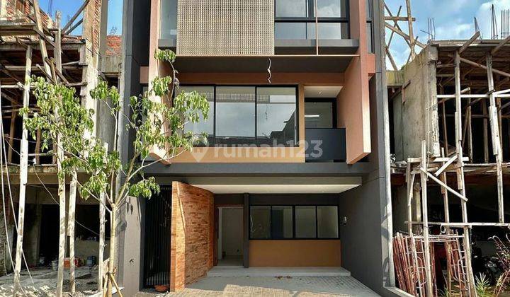 Rumah Baru,bagus di Kemang Ampera Dki Jakarta Selatan 1