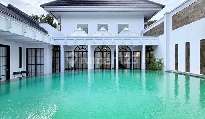 For Sale Menteng Newly Renovated Prime Area, Row Jalan Lebar 2