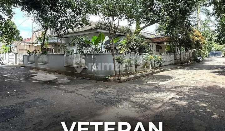 For Sale Veteran Dalam Komplek One Gate System Posisi Hoek