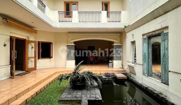 For Sale Pondok Indah Rumah Terawat, Depan Taman Row Jalan Lebar 2
