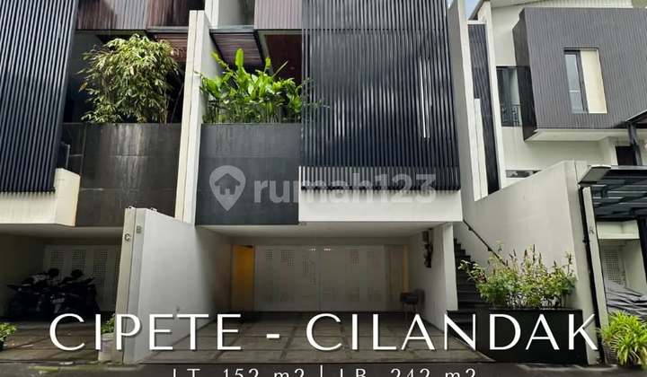 CIPETE - CILANDAK MODERN MINIMALIST TOWNHOUSE 1