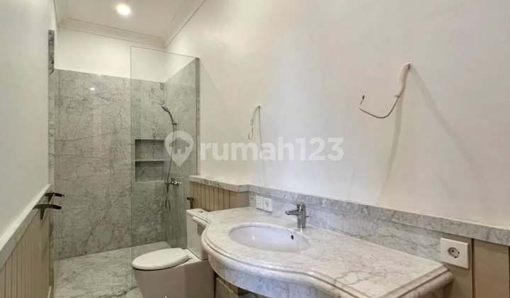 New House, Neat Interior, Spacious in Cipete 2