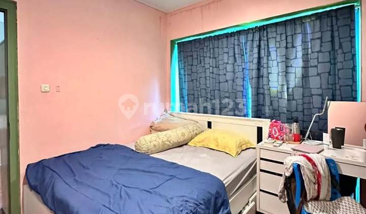 JAGAKARSA  ETHNIC MODERN HOUSE DALAM CLUSTER 2