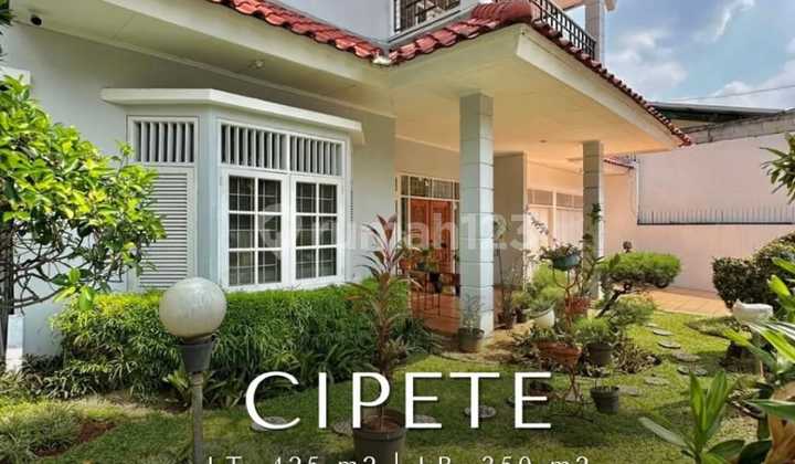 Well-Maintained Move-In Ready House in Cipete, South Jakarta