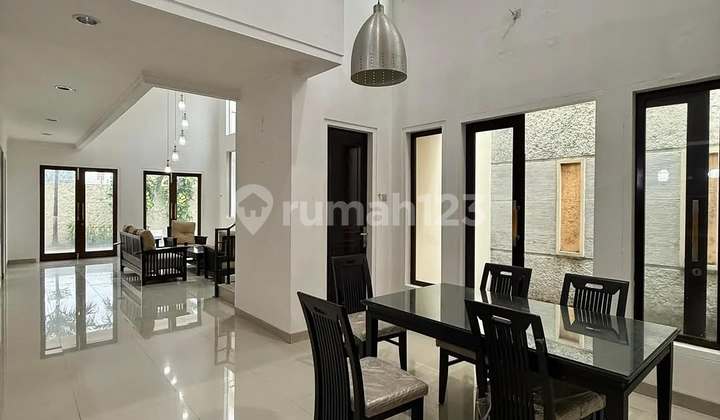 For Sale / Rent Kemang Rumah Terawat, Siap Huni 2