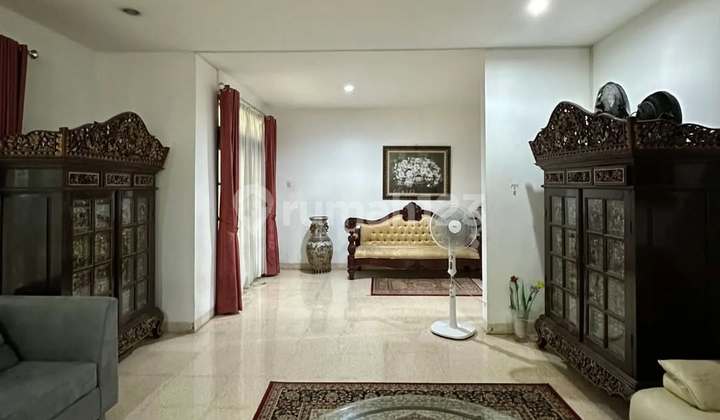  JAKARTA SELATAN COCOK UNTUK HUNIAN / USAHA  ROW JALAN LEBAR 2