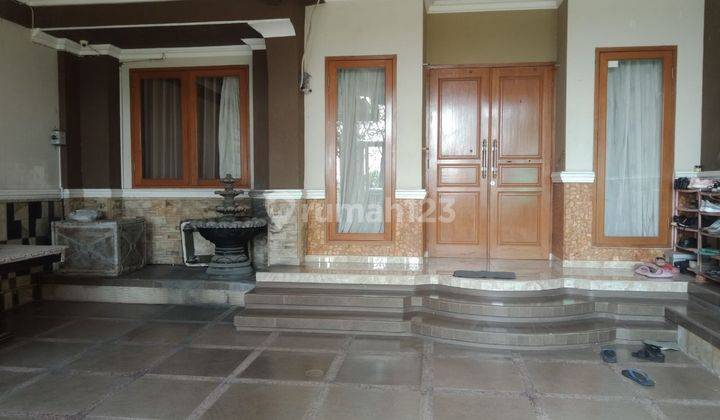 Rumah 3 Lantai Bagus di Perum Bukit Golf Cibubur SHM  2