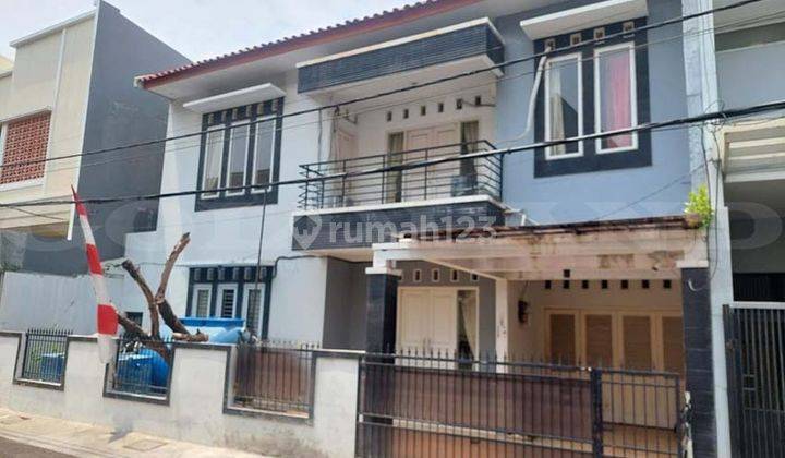 Rumah Bagus 2 Lantai di Cempaka Putih Siap Huni Semi Furnish Jakart Pusat 1