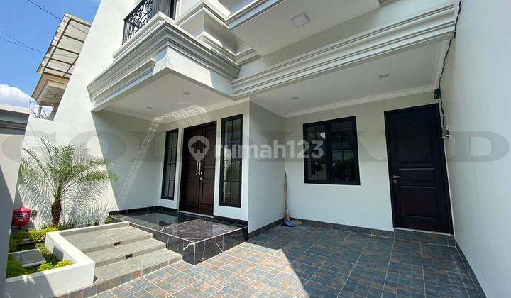 Rumah Baru Modern Klasik Eropa di Rawamangun Lebar 7 Semi Furnish Harga Nego Jakarta Timur 2