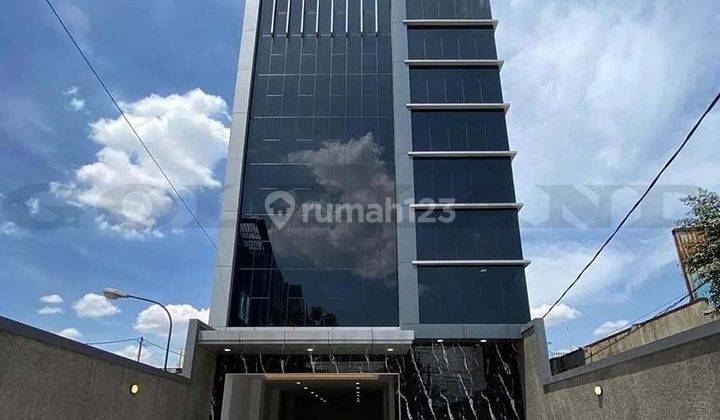 gedung 4,5 lantai dijual di jaktim 2