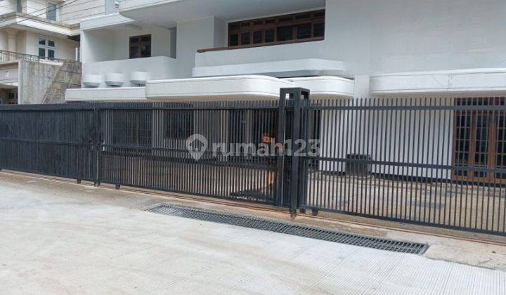 Rumah Bagus 2 Lantai Di Sunter Siap Pakai Cocok Untuk Usaha Harga Nego Jakarta Utara 1