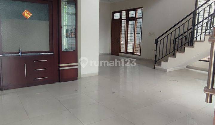 Rumah Bagus 2.5 Lantai di Komplek Perumahan Sunter Bisa Untuk Usaha Harga Nego Jakarta Utara 2