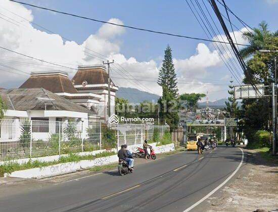 Disewa Villa di Cipanas Raya 1000m2, Hoek, Parkir Luas, Cocok Restaurant, Supermarket 5