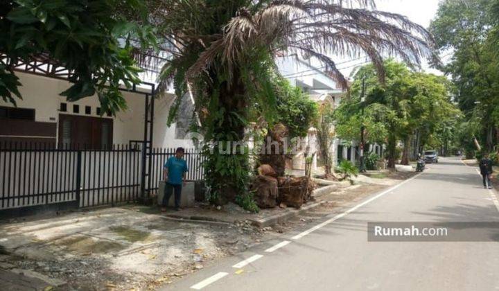 Dijual Rumah Tua di Cempaka Putih Tengah 209m2, Strategis. Hitung Tanah Saja  2