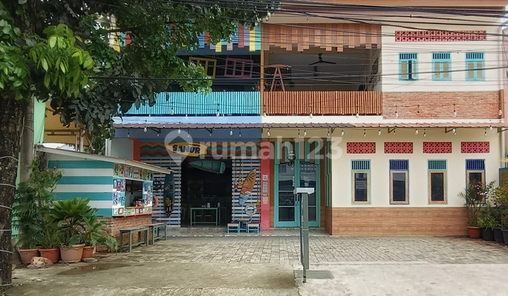 Dijual Ruko/Ruang Usaha Lokasi Komersial, Jalan Ramai & Banyak Perumahan di Tanah Baru, Beji, Depok. 2 Lantai.