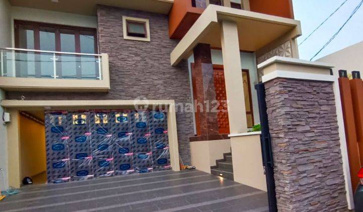 Rumah Mewah Modern Di Dalam Komplek Pesanggrahan,Jakarta Selatan 2