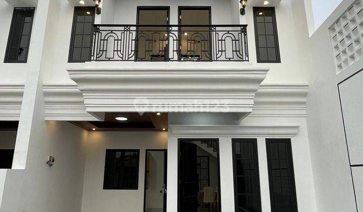 Rumah Cantik Design Classic Modern Di Bintaro  2