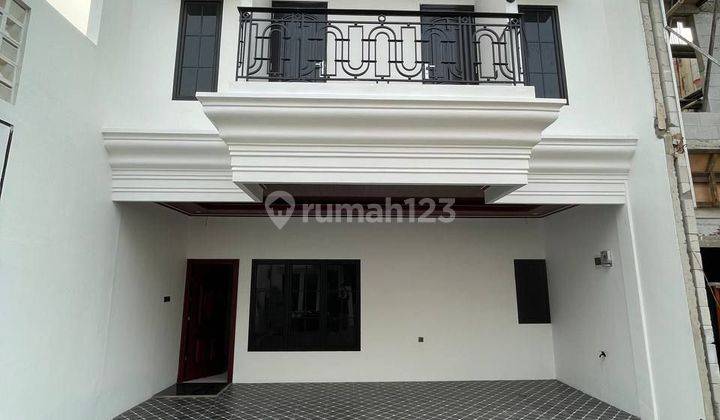 Rumah Modern Classic Bintaro 3 Lantai Dekat Ke Stasiun Bintaro   1