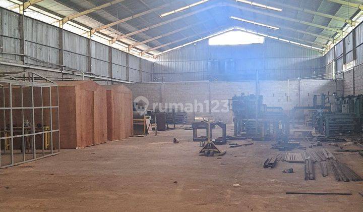 Prambon - Gudang Murah 6.490m² / Lb 2.220 M²
jatikalang - Prambon
sidoarjo Kontainer 40" Oke, Pln 10.500, Hadap Timur

lokasi Jauh Dari Pemukiman
lokasi Dekat Jln Besar Gudang Hgb 6490 M 2