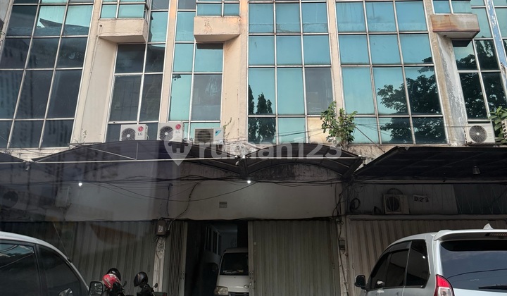 Ruko Jejer 2 Di Raya Jemursari. Parkir Luas 3.5 Lantai 