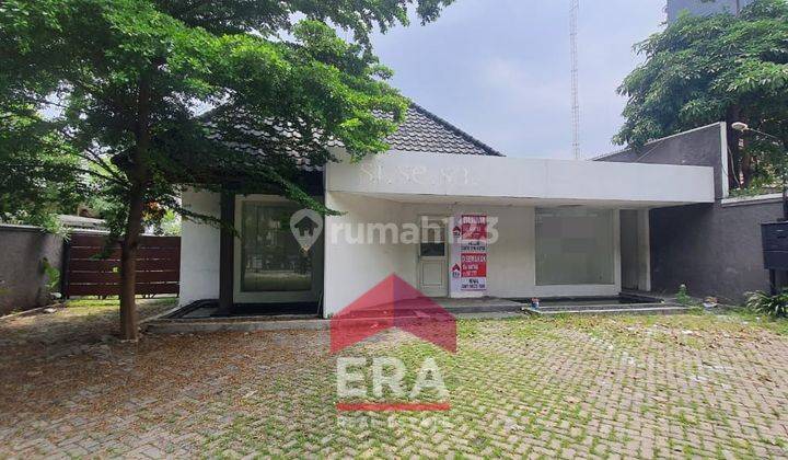 Rumah  Belanda Raya Diponegoro Strategis Surabaya 1