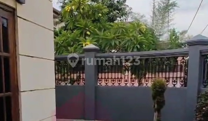 Rumah Murah Pojok Taman Pondok Jati. Dekat Tol Waru Lt. : 246 M² Pojok T + U. Lb : 130 M² / 1 Lantai. Kamar Tidur 3 Strategis Dekat:▪︎tol Waru Rp 1, 8 M Nego 2