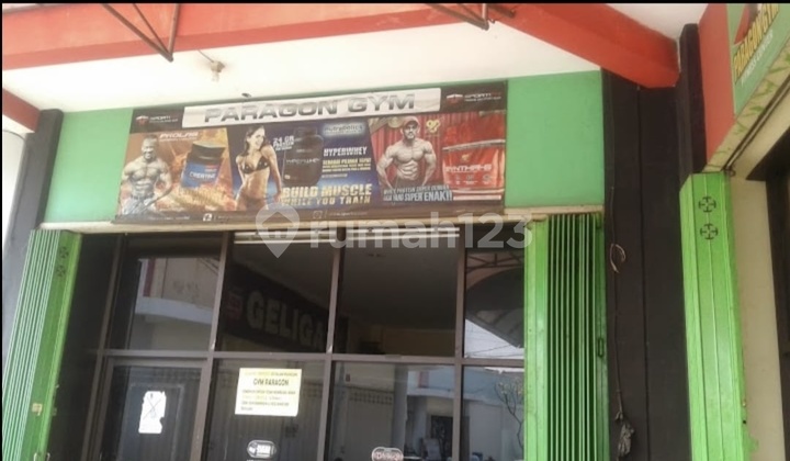 For Sale: 3 Cheapest Shophouses in Gresik, Jl. Raya Ngasinan, Paragon Plaza Shophouses. Kepatihan. Gresik Shophouses in Paragon Plaza, Jl. Raya Ngasinan, Kepatihan, Menganti, Gresik, East Java, Indonesia, 61174, Menganti Shophouses in Paragon Plaza, Jl. Raya Ngasinan, Kepatihan, Menganti. For Sale: 3 Cheapest Shophouses in Gresik, Jl. Raya Ngasinan, Paragon Plaza Shophouses. Kepatihan. Gresik Shophouses in Paragon Plaza, Jl. Raya Ngasinan, Kepatihan, Menganti, Gresik, East Java, Indonesia, 61174, Menganti Shophouses in Paragon Plaza, Jl. Raya Ngasinan, Kepatihan, Menganti.