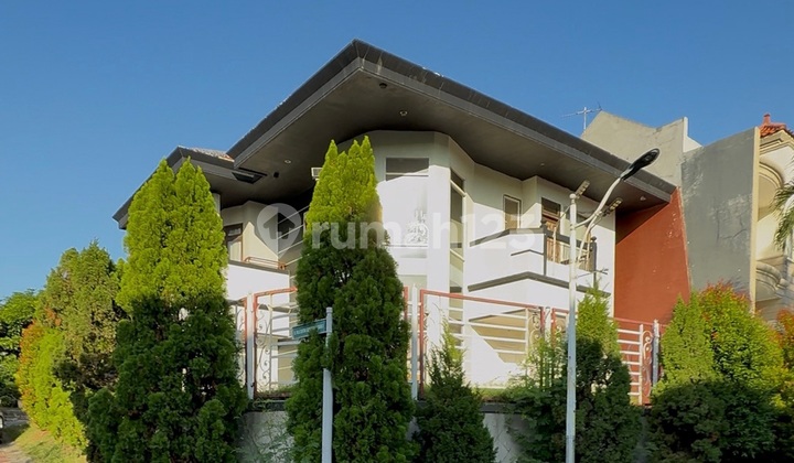 Corner House Beautiful Affordable 2-Storey Citraland Villa Sentra Raya Nice House HGB in D, Villa Sentra Raya, Balerina Lontar Street, Sambikerep, Sambikerep, Surabaya City, East Java, Indonesia, 60217, Sambikerep