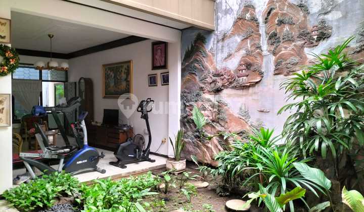 ruang keluarga termurah rumah dharmahusada indah blok