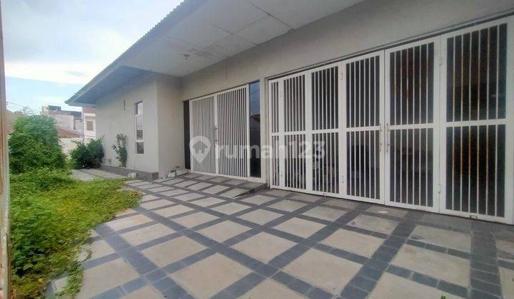 tampak depan rumah murah kris kencana 586