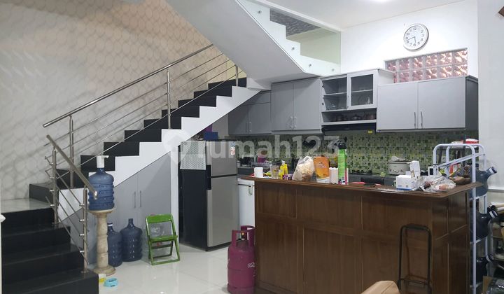 Dijual Rumah Murah Minimalis 3 Lantai Citraland Alam Hijau Surabaya. Bangun Sendiri Kokoh. Selangkah Ke▪️ Taipei International Schooll▪️ G Walk▪️ Pasar Modern Lt 8x15 M2 / Lb 250 M2 / Kt 4 / Shm / Rp 2.700.000.000 Murah. Rumah Bagus SHM